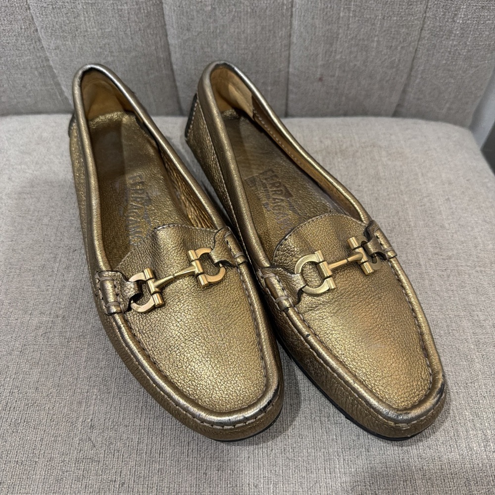 Salvatore Ferragamo Gancini Driver Loafers Women's Gold Leather Italy 5.5